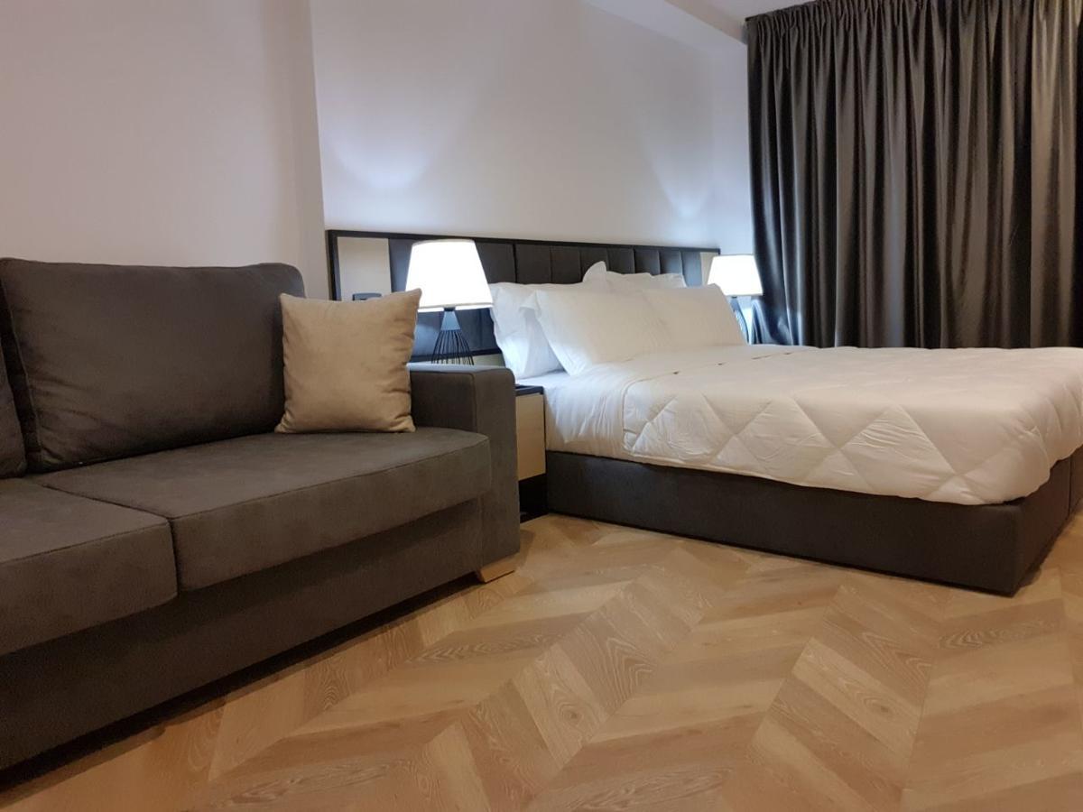 Prime Hotel Tirana Bagian luar foto