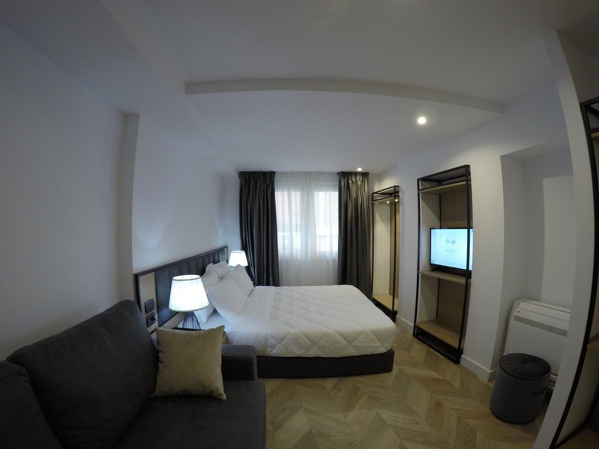 Prime Hotel Tirana Bagian luar foto