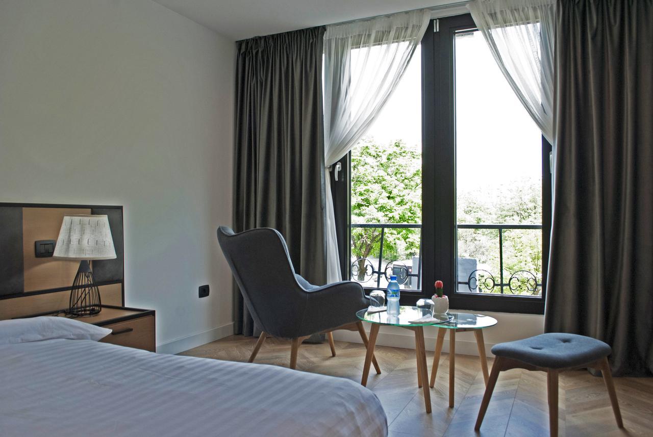 Prime Hotel Tirana Bagian luar foto