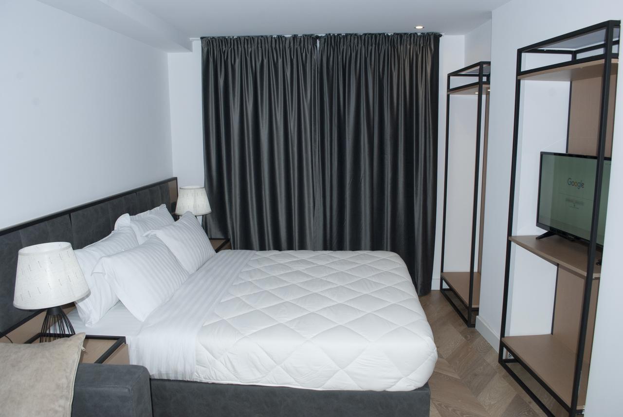 Prime Hotel Tirana Bagian luar foto